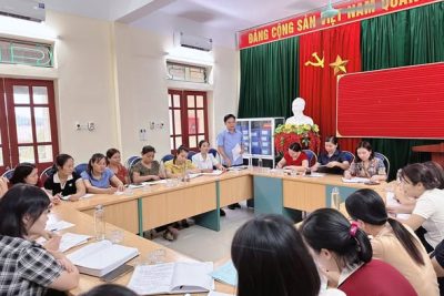 CHI BỘ TRƯỜNG MẦM NON QUỲNH LƯU TỔ CHỨC HỘI NGHỊ ĐÁNH GIÁ KẾT QUẢ THỰC HIỆN NGHỊ QUYẾT CHI BỘ THÁNG 3/2026 VÀ TRIỂN KHAI PHƯƠNG HƯỚNG, NHIỆM VỤ THÁNG 4/2026